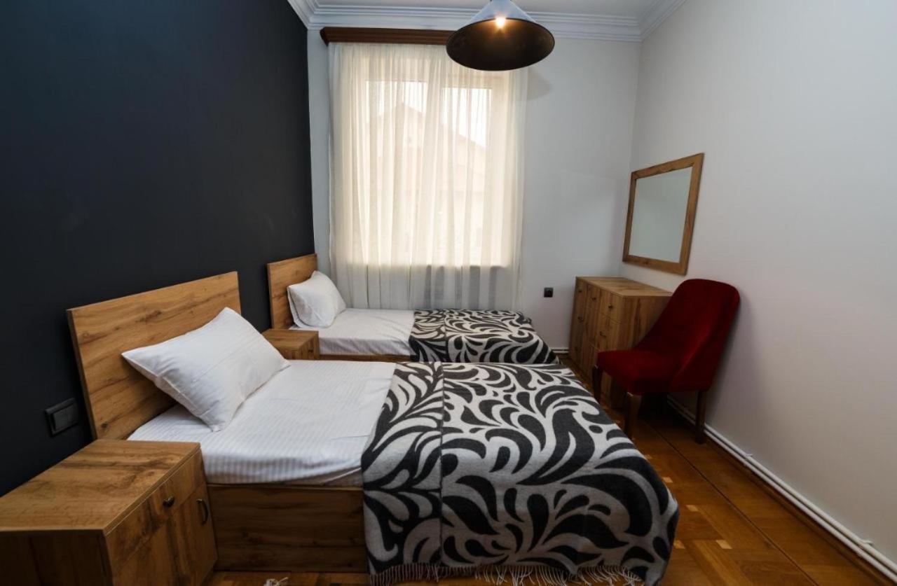 Red Castle Hotell Jerevan Eksteriør bilde